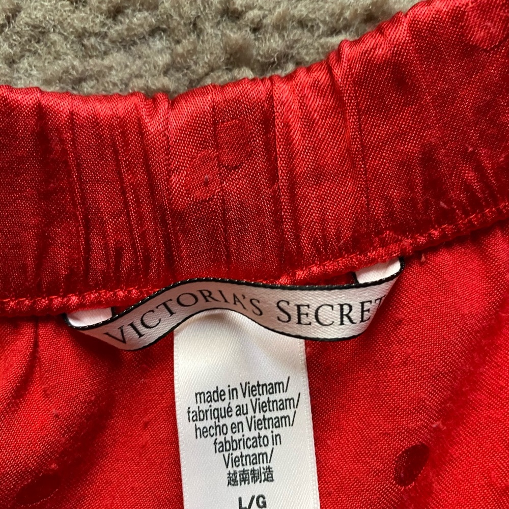 Victoria’s Secret pj bottoms - Picture 3 of 4